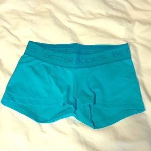 Very short Better Bodies fitness hotpant